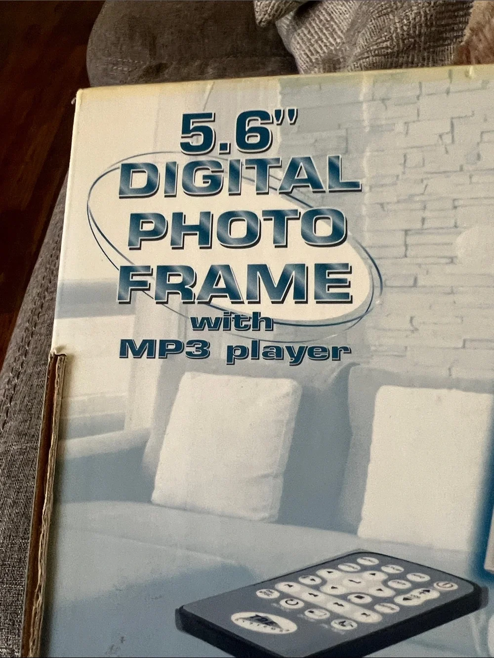 Digital Photo Frame 5.6